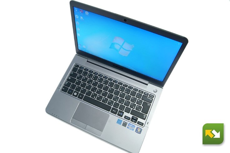 Samsung Ultrabook (4).jpg